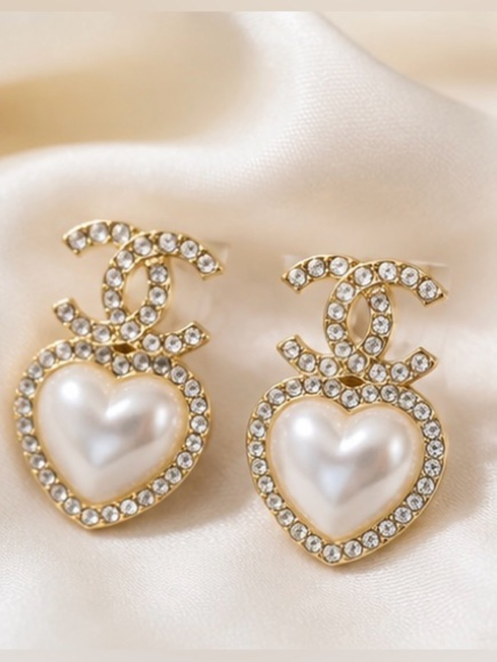 Gold-Tone Heart Faux Pearl & Crystal Drop Earrings – Elegant Statement Earrings